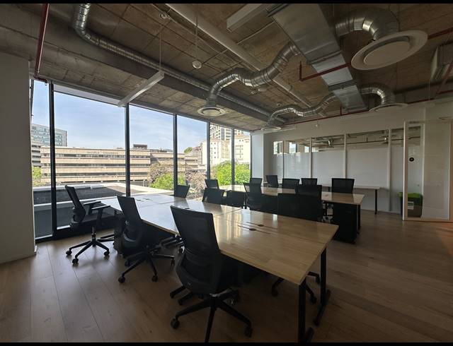 39M² OFFICE TO LET IN SANDTON CENTRAL